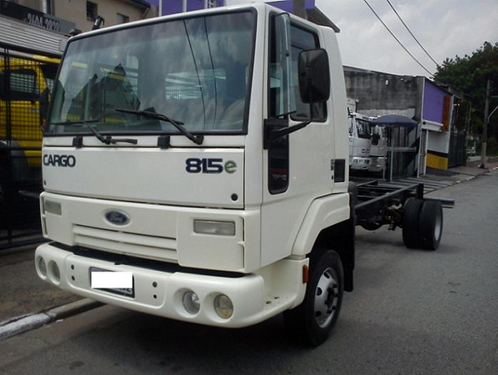 Camion de 7500 Kg modelo 815 en ACHAGUAS, Apure, Venezuela